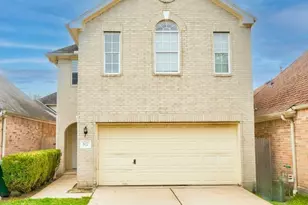 827 Forest Ivy Ln, Houston, TX 77067 - Photo 1