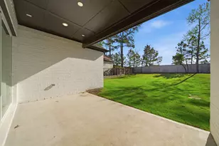 1715 Divino Pass, Conroe, TX 77304 - Photo 10