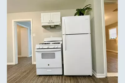 5743 Beldart Street, Houston, TX 77033 - Photo 6