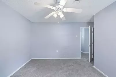 8146 Panay Drive, Houston, TX 77033 - Photo 18