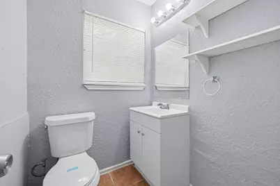 8146 Panay Drive, Houston, TX 77033 - Photo 24
