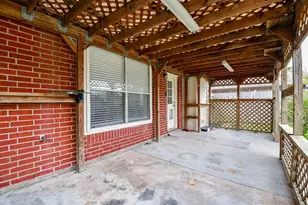 10839 Sycamore Dr N, La Porte, TX 77571 - Photo 30