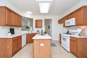 10839 Sycamore Dr N, La Porte, TX 77571 - Photo 12