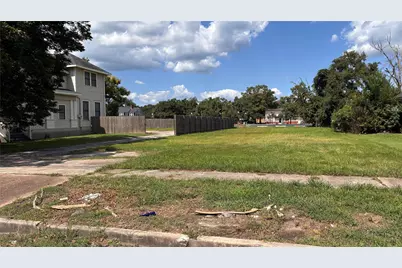 2344 Broadway Street, Beaumont, TX 77702 - Photo 2