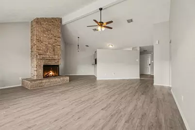 1826 Pilgrims Point Drive, Friendswood, TX 77546 - Photo 6