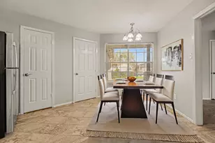 1826 Pilgrims Point Dr, Friendswood, TX 77546 - Photo 10