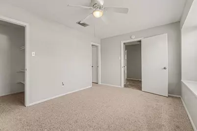 1826 Pilgrims Point Drive, Friendswood, TX 77546 - Photo 16