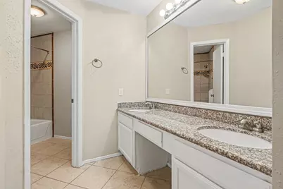 1826 Pilgrims Point Drive, Friendswood, TX 77546 - Photo 18