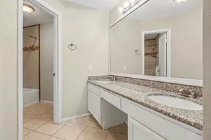 1826 Pilgrims Point Dr, Friendswood, TX 77546 - Photo 18