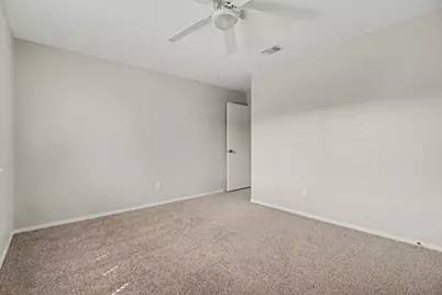 1826 Pilgrims Point Drive, Friendswood, TX 77546 - Photo 14