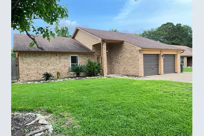 2417 Colleen Drive, Pearland, TX 77581 - Photo 2