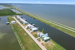 1110 Highborne Cay Ct, Texas City, TX 77590 - Photo 6