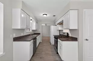 9510 Landry Blvd, Spring, TX 77379 - Photo 8