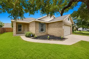 13035 Avery Ridge Ln, Tomball, TX 77377 - Photo 2
