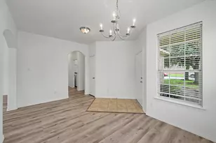13035 Avery Ridge Ln, Tomball, TX 77377 - Photo 4