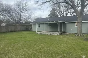 1010 Brockman St, Sweeny, TX 77480 - Photo 22