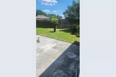 2127 Manor Green Drive, Houston, TX 77077 - Photo 46