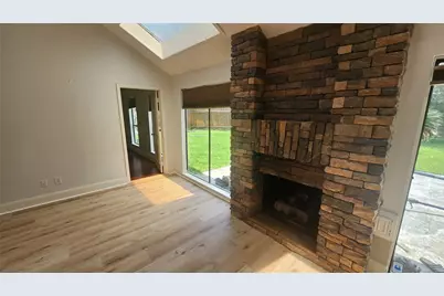 2127 Manor Green Drive, Houston, TX 77077 - Photo 12