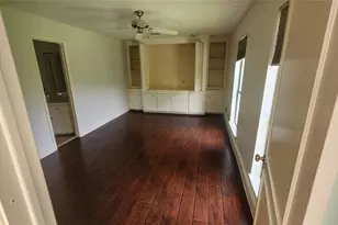 2127 Manor Green Dr, Houston, TX 77077 - Photo 18