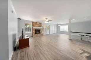 11607 Moorcreek Dr, Houston, TX 77070 - Photo 16