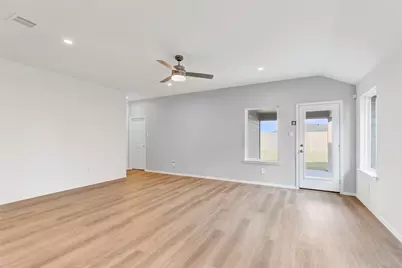 631 Meaadowknoll Drive, Crosby, TX 77532 - Photo 18