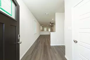 15614 Coneflower Hls Dr, Houston, TX 77090 - Photo 2