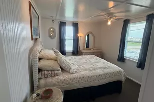 855 County Rd 201, Sargent, TX 77414 - Photo 22