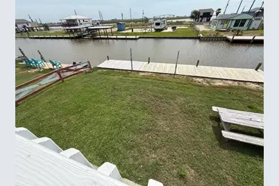 855 County Road 201, Sargent, TX 77414 - Photo 10