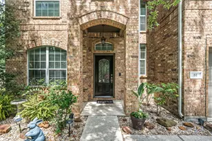 81 Palos Verde, Conroe, TX 77304 - Photo 2