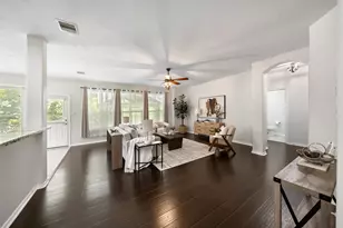 81 Palos Verde, Conroe, TX 77304 - Photo 8