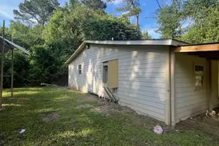 411 Richard St, Coldspring, TX 77331 - Photo 6