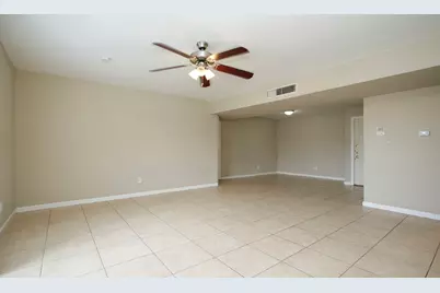 2822 S Bartell Drive #6, Houston, TX 77054 - Photo 8