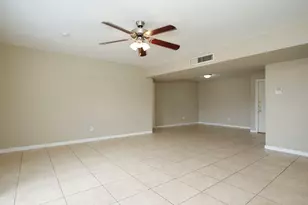 2822 S Bartell Dr, Houston, TX 77054 - Photo 8