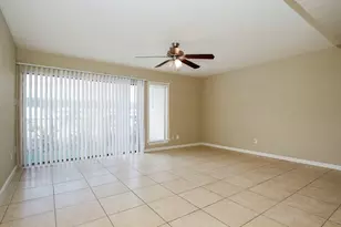 2822 S Bartell Dr, Houston, TX 77054 - Photo 6