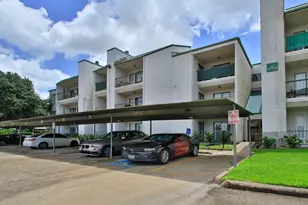 2822 S Bartell Dr, Houston, TX 77054 - Photo 2