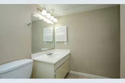 2822 S Bartell Drive #6, Houston, TX 77054 - Photo 24