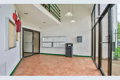 2822 S Bartell Drive #6, Houston, TX 77054 - Photo 32