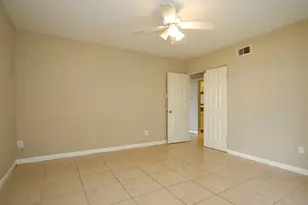 2822 S Bartell Dr, Houston, TX 77054 - Photo 16