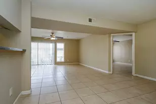 2822 S Bartell Dr, Houston, TX 77054 - Photo 4