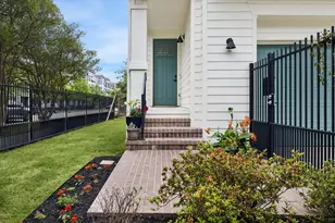 2503 Nicholson St, Houston, TX 77008 - Photo 2