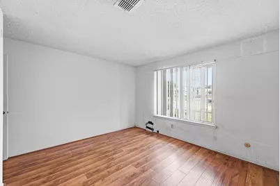 10331 Huntington Place Drive #331, Houston, TX 77099 - Photo 16