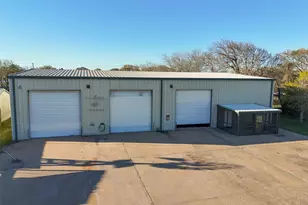 354 Fisher St, Matagorda, TX 77414 - Photo 34