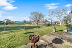 354 Fisher St, Matagorda, TX 77414 - Photo 30