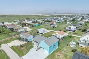 16630 Jean Lafitte Rd, Galveston, TX 77554 - Photo 2