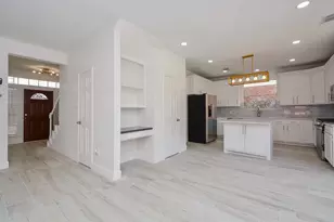 5743 Henniker Dr, Houston, TX 77041 - Photo 6