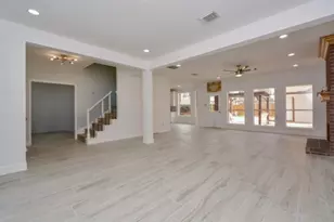 5743 Henniker Dr, Houston, TX 77041 - Photo 14