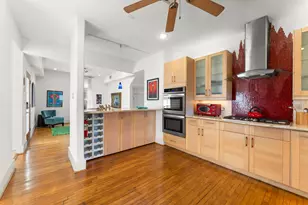 315 Fairview Ave, Houston, TX 77006 - Photo 8