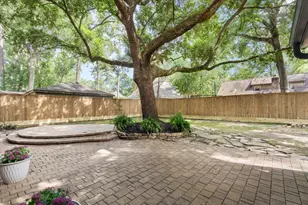 2106 Thousand Pines Dr, Houston, TX 77339 - Photo 32