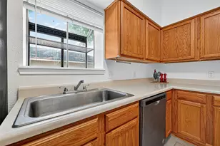 1103 Dulles Ave, Stafford, TX 77477 - Photo 10