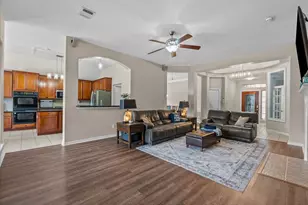 2605 Pebble Creek Dr, Pearland, TX 77581 - Photo 10